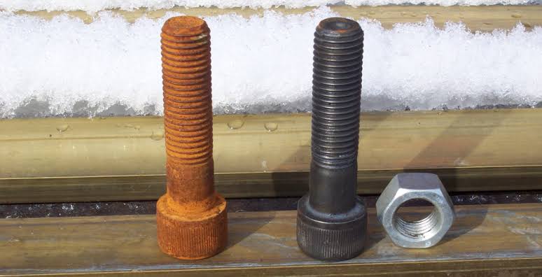 Figure-4-Rust-removal-on-iron-lock-nuts